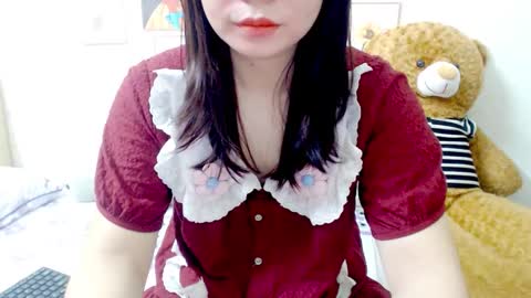 Snapshot of ly_ly2005 chatting on November 2025 07:19:02 AM im mai online show from November 2025 07:19:02 AM