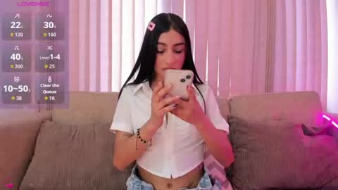 Snapshot of lya_brown chatting on June 2026 06:18:02 PM lya_brown online show from June 2026 06:18:02 PM