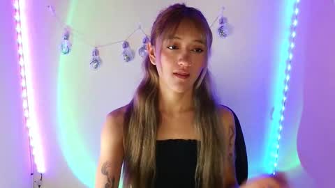 Call me Lia  online show from November 2025 09:20:01 PM