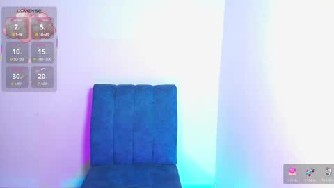 Snapshot of lya_dubois_ chatting on June 2026 11:20:01 PM LYA DUBOIS online show from June 2026 11:20:01 PM