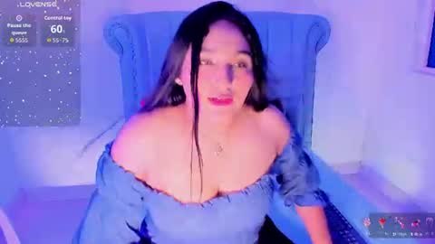 Snapshot of lya_dubois_ chatting on June 2026 09:13:02 PM LYA DUBOIS online show from June 2026 09:13:02 PM