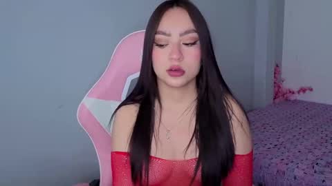  Lya  online show from November 2025 03:52:02 PM