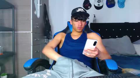 Snapshot of lyam_russo chatting on February 2026 09:04:01 PM Lyam online show from February 2026 09:04:01 PM