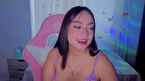 lyavalmont online show from May 2026 06:38:01 PM