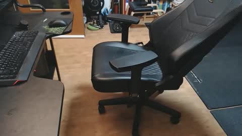 lycraboy123 online show from December 2025 07:26:02 AM