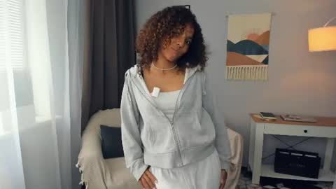 Snapshot of lydalambino chatting on July 2026 08:50:02 AM Dina online show from July 2026 08:50:02 AM