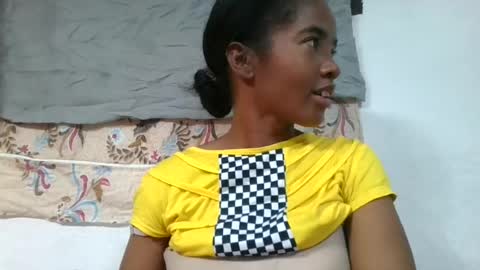 Snapshot of lydie856696 chatting on July 2026 02:43:01 PM lydie856696 online show from July 2026 02:43:01 PM