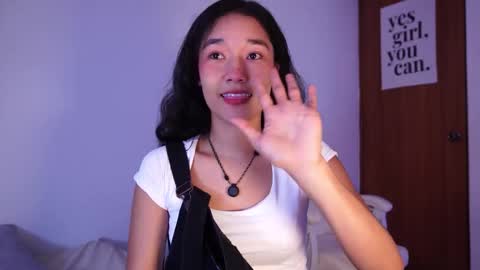 Lyhana Lee online show from December 2025 02:37:01 PM