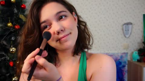 Snapshot of lyle_art chatting on January 2025 03:07:01 AM hi im Lyle online show from January 2025 03:07:01 AM