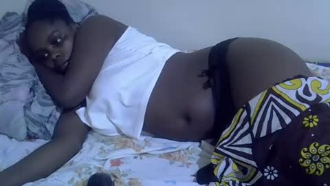 Snapshot of lyn_anna chatting on April 2026 01:48:02 PM lyn_anna online show from April 2026 01:48:02 PM