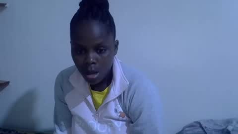 Snapshot of lyn_anna chatting on May 2026 12:40:02 AM lyn_anna online show from May 2026 12:40:02 AM
