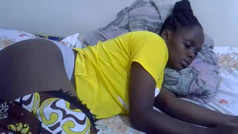 Snapshot of lyn_anna chatting on May 2026 02:11:02 PM lyn_anna online show from May 2026 02:11:02 PM