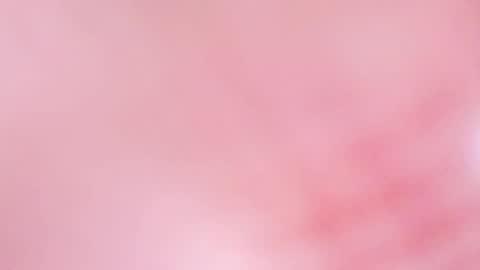 Snapshot of lynh_baby chatting on June 2026 08:37:02 AM Lynh online show from June 2026 08:37:02 AM