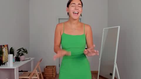  LYNN  online show from September 2025 06:30:02 AM