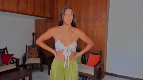  LYNN  online show from November 2025 04:40:01 AM