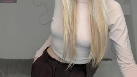 lynnadream_ online show from May 2026 01:46:01 AM