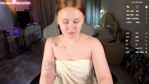 Snapshot of lynne_dawson chatting on April 2026 06:10:01 PM lynne_dawson online show from April 2026 06:10:01 PM