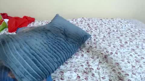 Snapshot of lynnesee chatting on March 2026 11:53:02 PM lyenne online show from March 2026 11:53:02 PM