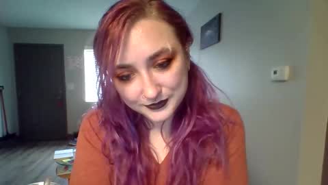 Lynn  online show from March 2026 08:20:02 PM