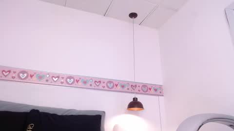 Snapshot of lyra_gh chatting on December 2024 02:02:01 AM LYRA online show from December 2024 02:02:01 AM