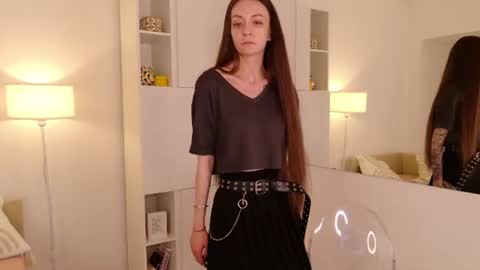 lysandra_loren online show from July 2026 03:17:01 PM