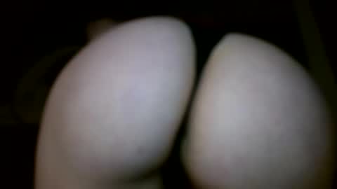 M0lly online show from April 2026 05:03:02 PM