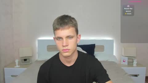 Snapshot of m0neyken_ chatting on July 2026 08:17:02 AM m0neyken_ online show from July 2026 08:17:02 AM