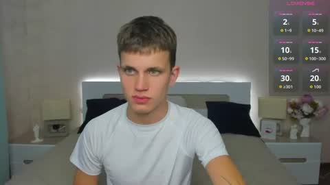 Snapshot of m0neyken_ chatting on July 2026 02:42:01 AM m0neyken_ online show from July 2026 02:42:01 AM
