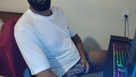 Snapshot of m0ren01995 chatting on June 2026 05:22:02 PM m0ren01995 online show from June 2026 05:22:02 PM