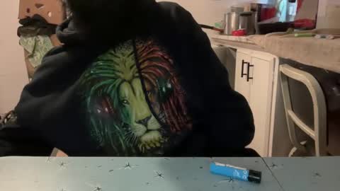 Snapshot of m669_ chatting on January 2025 05:26:02 PM m669_ online show from January 2025 05:26:02 PM