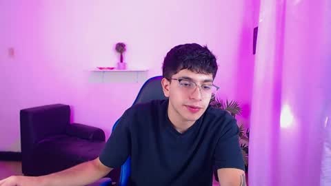 Max online show from April 2026 01:34:01 PM