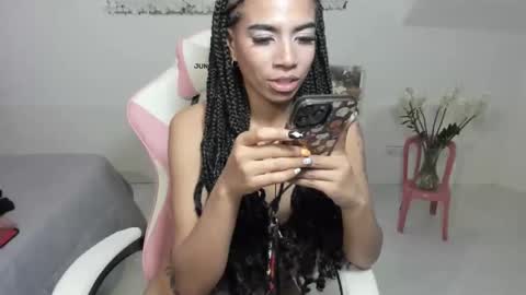 Mac Delice online show from February 2025 09:01:01 AM