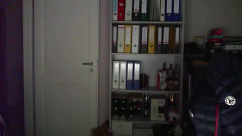 macfly67 online show from December 2024 06:27:02 PM