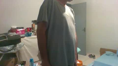 MACHOLIVRE online show from April 2026 06:40:01 AM