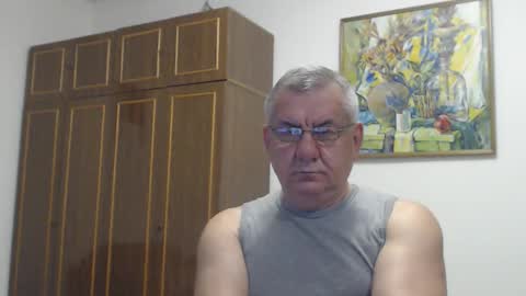 Macho online show from September 2025 08:24:01 PM
