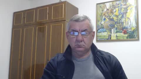 Snapshot of machomale3 chatting on November 2025 03:34:01 PM Macho online show from November 2025 03:34:01 PM