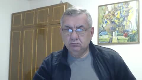 Snapshot of machomale3 chatting on January 2026 04:42:01 PM Macho online show from January 2026 04:42:01 PM