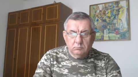 Snapshot of machomale3 chatting on February 2026 01:49:02 PM Macho online show from February 2026 01:49:02 PM