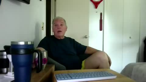 Snapshot of mackdocc001 chatting on June 2026 01:22:01 PM mackdocc001 online show from June 2026 01:22:01 PM
