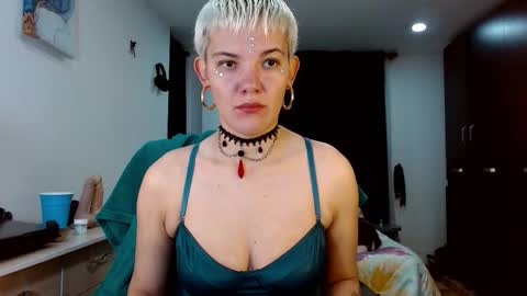 Noah Askew online show from March 2026 10:56:02 PM