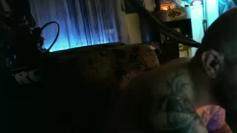 Manuel online show from March 2025 12:20:01 AM