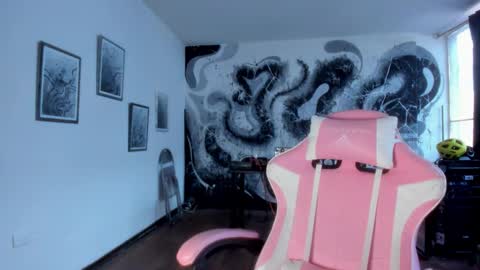 di online show from November 2025 08:09:01 PM