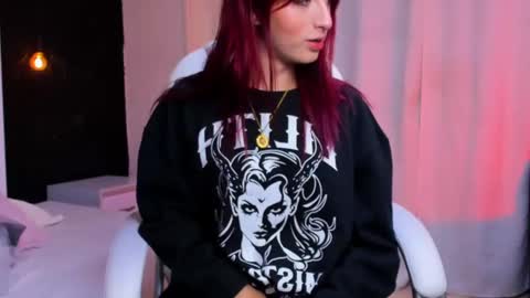 Snapshot of madame_lilith chatting on January 2025 11:19:02 AM madame lilith online show from January 2025 11:19:02 AM