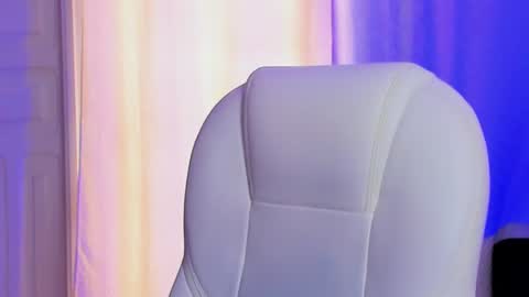 Snapshot of madame_lilith chatting on January 2025 05:23:01 PM madame lilith online show from January 2025 05:23:01 PM