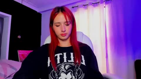 Snapshot of madame_lilith chatting on February 2025 02:04:01 PM madame lilith online show from February 2025 02:04:01 PM
