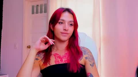 Snapshot of madame_lilith chatting on February 2025 05:39:02 PM madame lilith online show from February 2025 05:39:02 PM