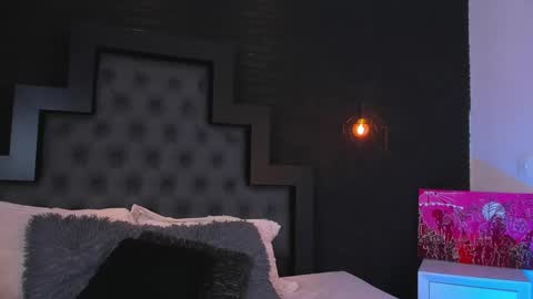 Snapshot of madame_lilith chatting on September 2025 01:34:02 PM madame lilith online show from September 2025 01:34:02 PM