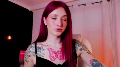 Snapshot of madame_lilith chatting on October 2025 01:52:02 PM madame lilith online show from October 2025 01:52:02 PM