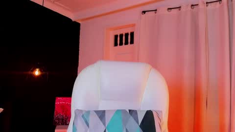 Snapshot of madame_lilith chatting on October 2025 11:19:01 AM madame lilith online show from October 2025 11:19:01 AM