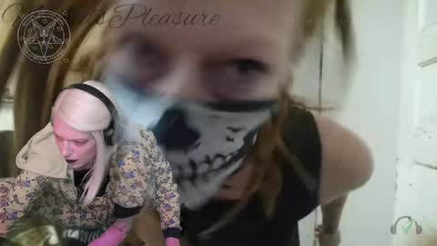 Madame Lucifer online show from April 2026 07:09:02 PM